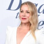 christina applegate net worth